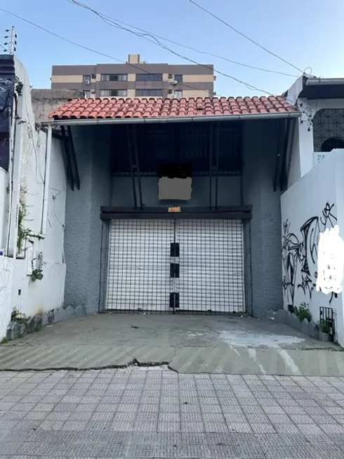 Foto 1 de Prédio Comercial com 9 Quartos à venda, 295m² em Cremação, Belém