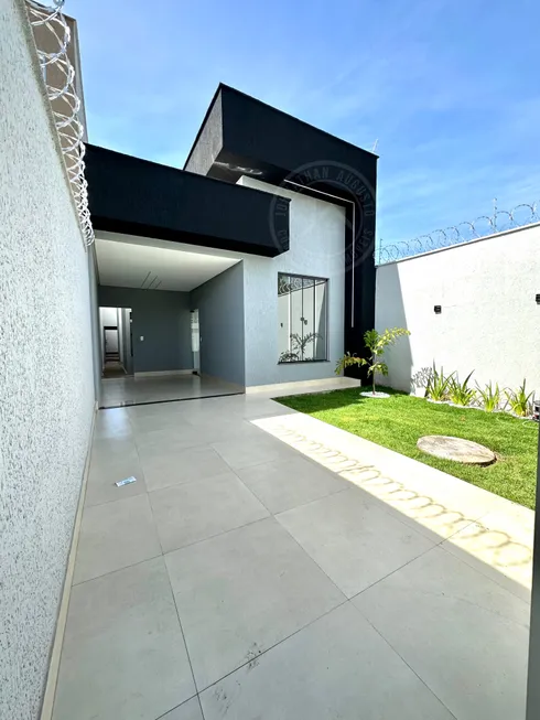 Foto 1 de Casa com 3 Quartos à venda, 120m² em Goiá, Goiânia