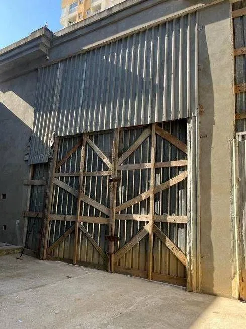 Foto 1 de Galpão/Depósito/Armazém para alugar, 450m² em Campestre, Santo André