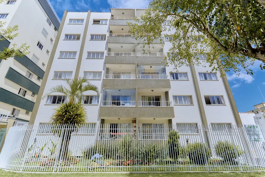Foto 1 de Apartamento com 2 Quartos à venda, 98m² em Água Verde, Curitiba