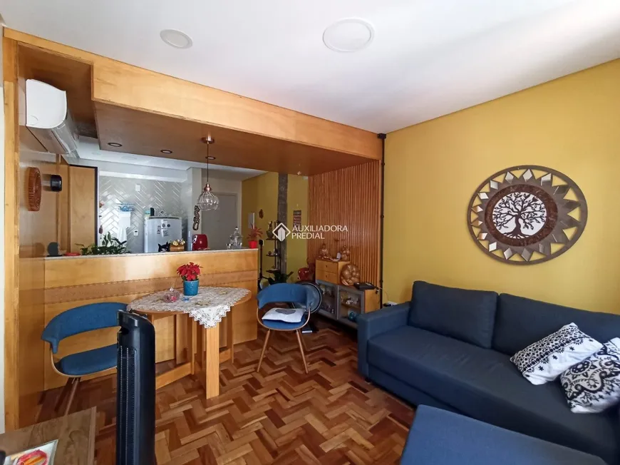 Foto 1 de Apartamento com 2 Quartos à venda, 70m² em Centro Histórico, Porto Alegre