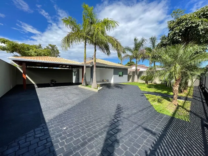 Foto 1 de Casa com 3 Quartos à venda, 330m² em Setor Habitacional Jardim Botânico, Brasília