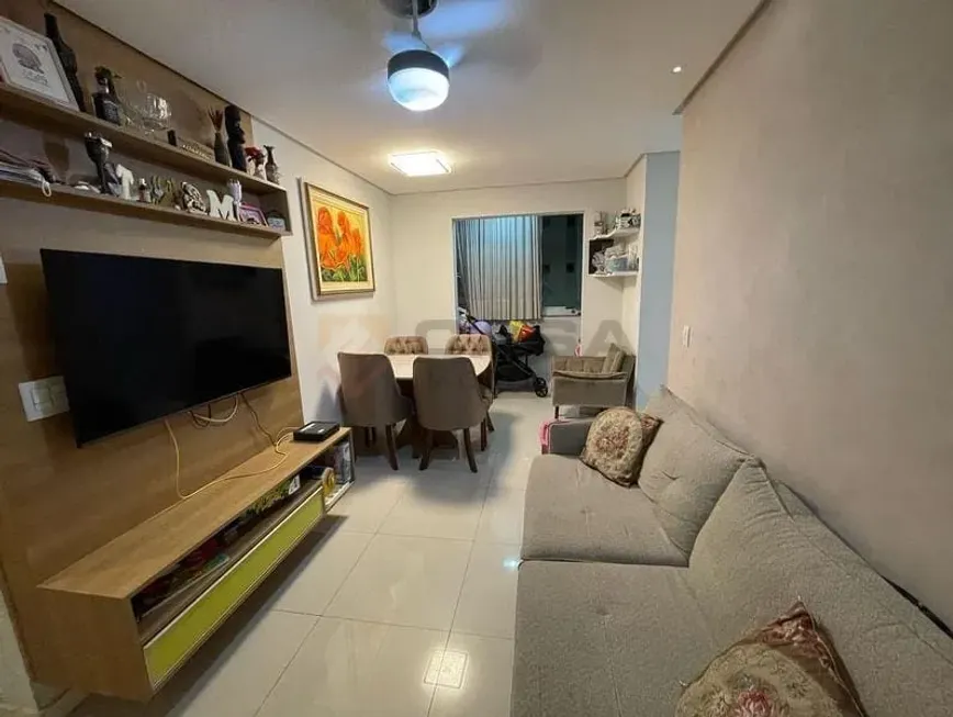 Foto 1 de Apartamento com 3 Quartos à venda, 65m² em Colina de Laranjeiras, Serra