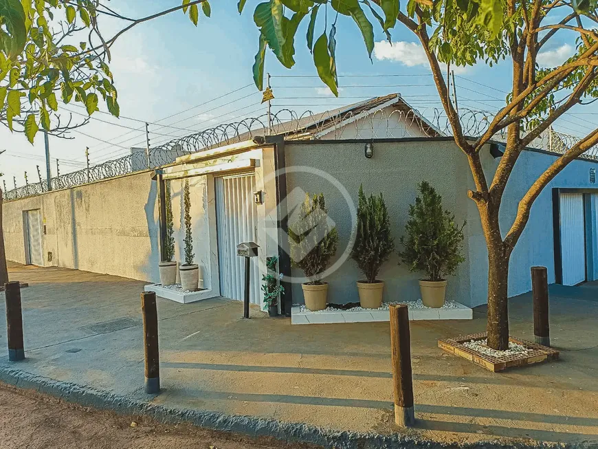 Foto 1 de Casa com 6 Quartos à venda, 350m² em Setor Monte Sinai, Trindade