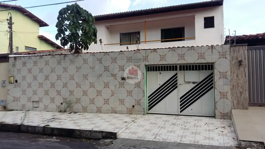 Foto 1 de Casa com 3 Quartos à venda, 202m² em Mangabeira, Feira de Santana