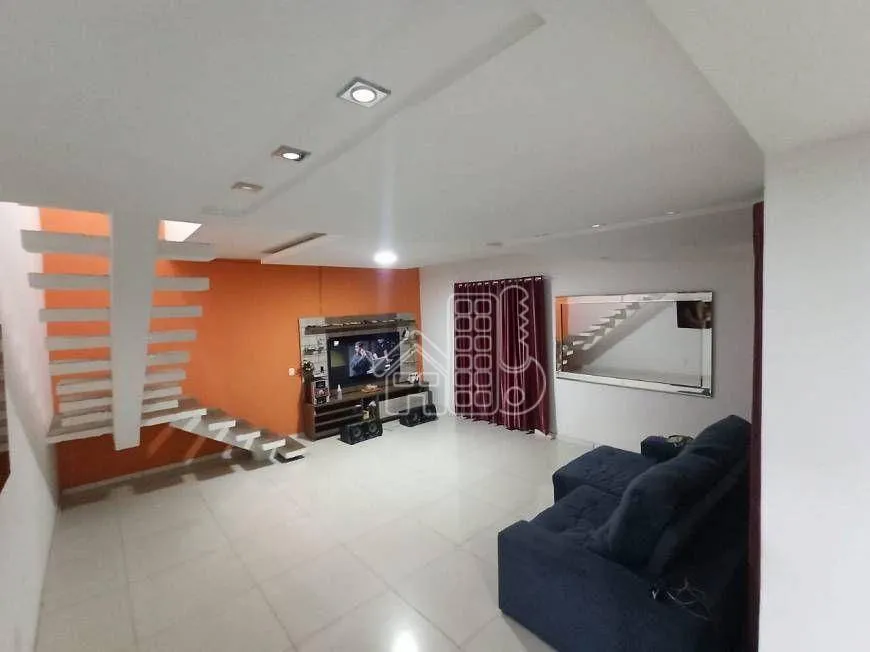 Foto 1 de Casa de Condomínio com 3 Quartos à venda, 120m² em Arsenal, São Gonçalo