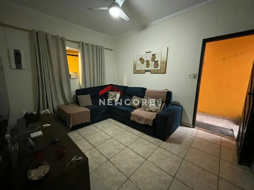 Foto 1 de Sobrado com 3 Quartos à venda, 144m² em Jardim Costa E Silva, Cubatão