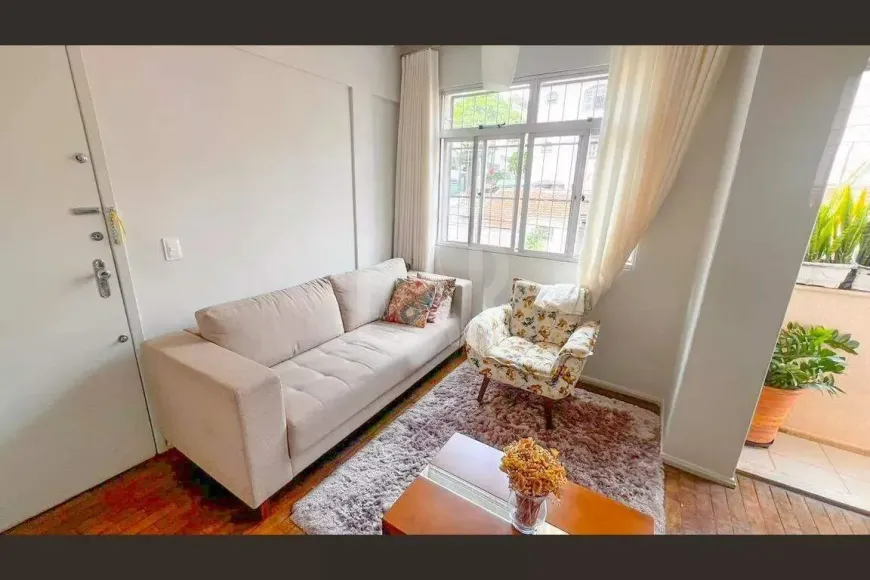 Foto 1 de Apartamento com 3 Quartos à venda, 80m² em Colégio Batista, Belo Horizonte