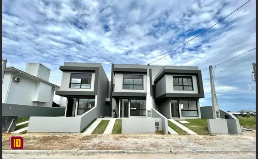 Foto 1 de Casa com 3 Quartos à venda, 132m² em Campeche, Florianópolis