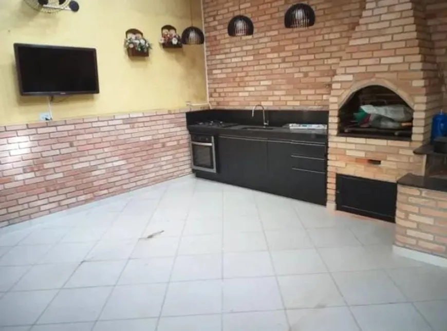 Foto 1 de Casa com 3 Quartos à venda, 160m² em Vila Tesouro, São José dos Campos