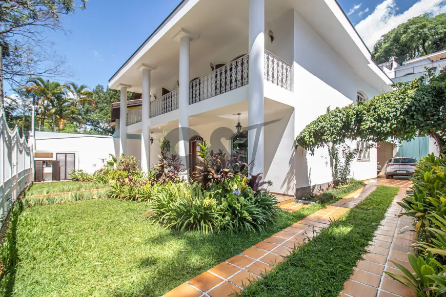 Foto 1 de Casa com 3 Quartos à venda, 420m² em Jardim Marajoara, São Paulo