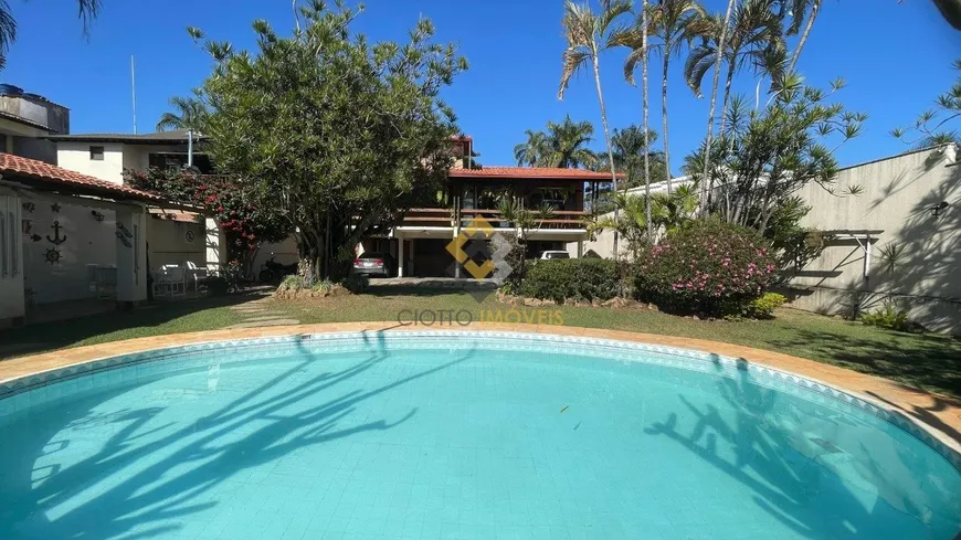 Foto 1 de Casa com 4 Quartos à venda, 379m² em São Luíz, Belo Horizonte