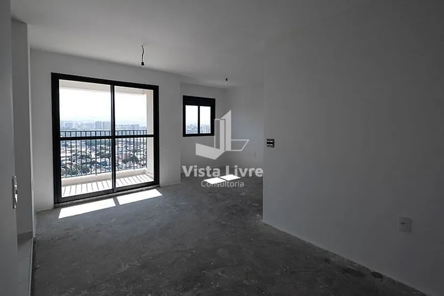 Foto 1 de Apartamento com 2 Quartos à venda, 55m² em Vila Anastácio, São Paulo