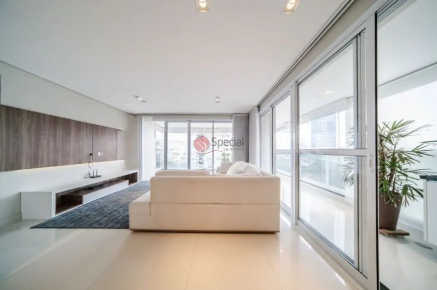 Foto 1 de Apartamento com 3 Quartos à venda, 153m² em Jardim Anália Franco, São Paulo