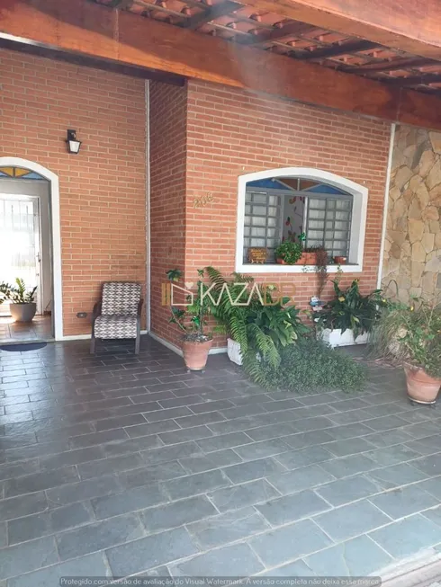 Foto 1 de Casa com 3 Quartos à venda, 100m² em Centro, Atibaia