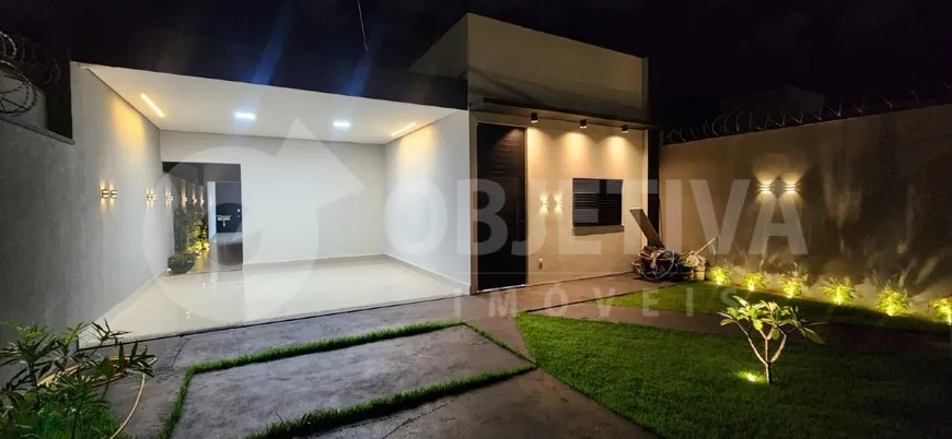 Foto 1 de Casa com 3 Quartos à venda, 200m² em Jardim Botânico, Uberlândia