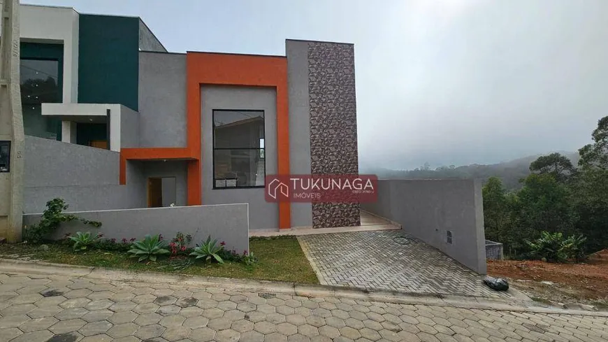 Foto 1 de Casa de Condomínio com 2 Quartos à venda, 117m² em Mato Dentro, Mairiporã