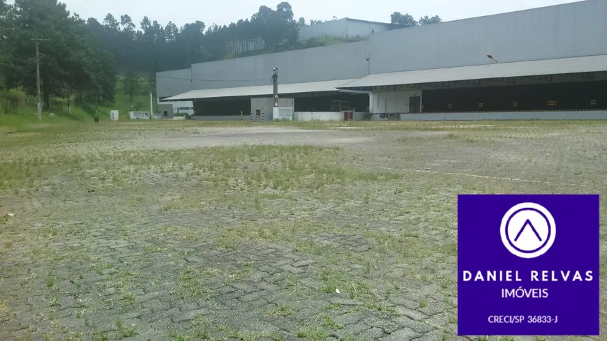 Foto 1 de Galpão/Depósito/Armazém para alugar, 10000m² em Itaqui, Itapevi