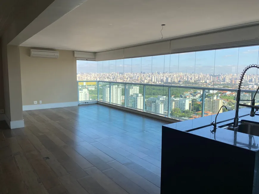 Foto 1 de Apartamento com 4 Quartos à venda, 221m² em Santa Teresinha, São Paulo