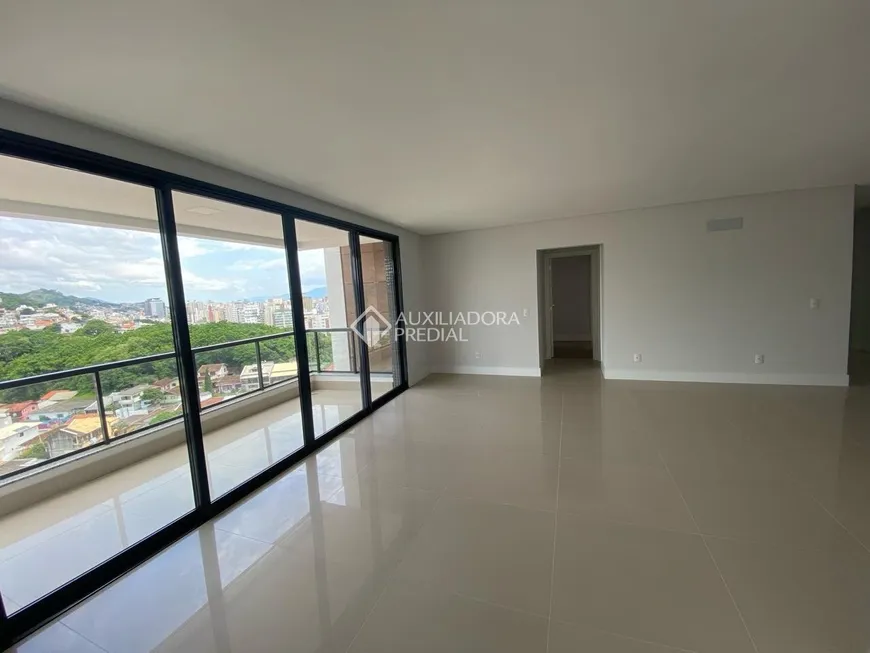 Foto 1 de Apartamento com 3 Quartos à venda, 102m² em Beira Mar, Florianópolis