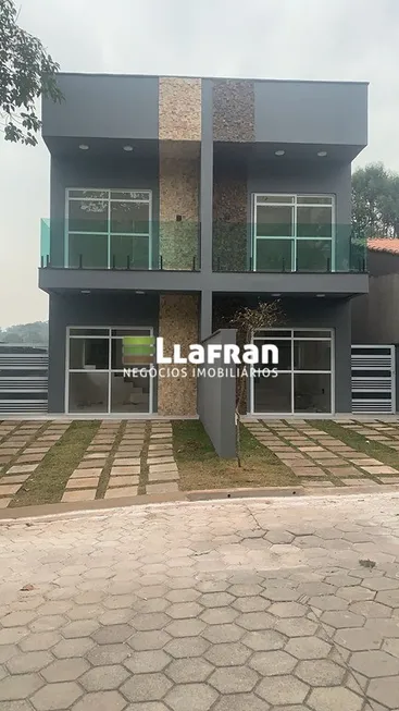 Foto 1 de Casa com 3 Quartos à venda, 103m² em Jardim Mirna, Taboão da Serra