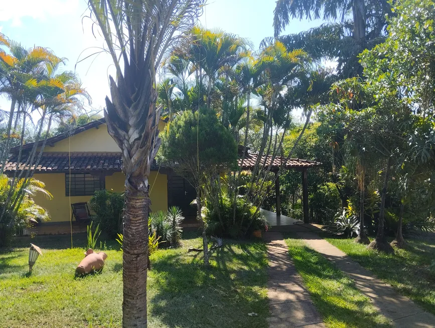 Foto 1 de Fazenda/Sítio com 2 Quartos à venda, 180m² em Centro, São José da Lapa