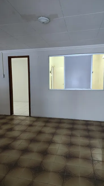 Foto 1 de Casa com 3 Quartos para alugar, 75m² em Ibura, Recife