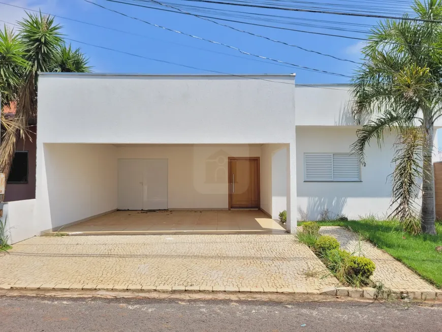 Foto 1 de Casa de Condomínio com 3 Quartos à venda, 200m² em Minas Gerais, Uberlândia