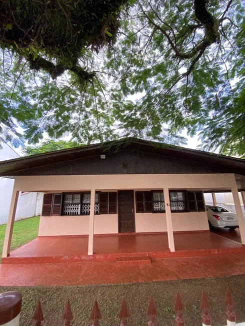 Foto 1 de Casa com 4 Quartos à venda, 302m² em Brejatuba, Guaratuba