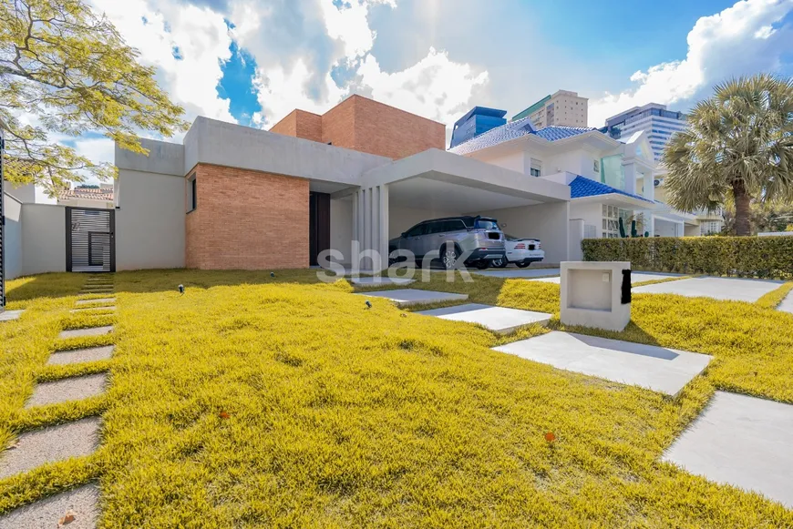 Foto 1 de Casa de Condomínio com 4 Quartos à venda, 366m² em Alphaville Residencial Plus, Barueri