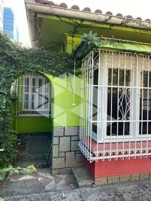 Foto 1 de Casa com 5 Quartos à venda, 400m² em São João, Porto Alegre