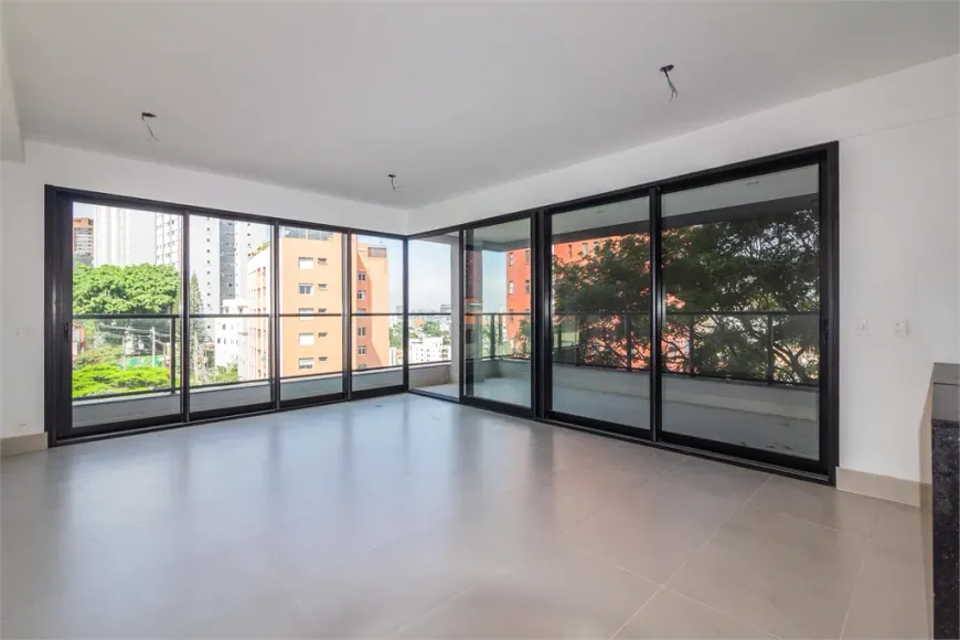 Foto 1 de Apartamento com 3 Quartos à venda, 139m² em Vila Madalena, São Paulo