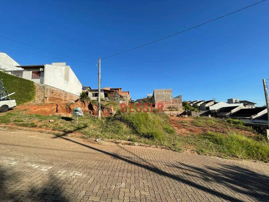 Foto 1 de Lote/Terreno à venda, 300m² em Bela Vista, Sapucaia do Sul
