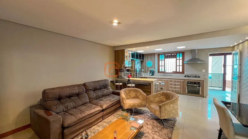 Foto 1 de Casa com 3 Quartos à venda, 142m² em Santa Branca, Belo Horizonte