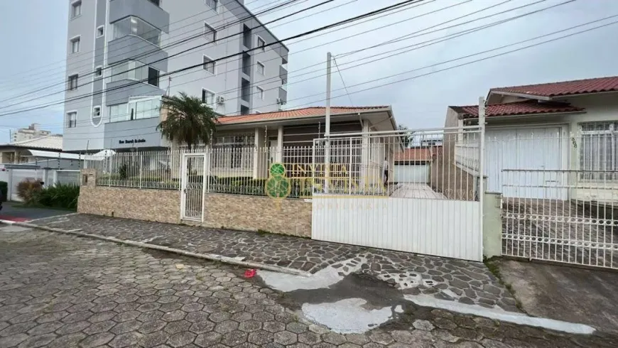 Foto 1 de Casa com 3 Quartos à venda, 150m² em Jardim Atlântico, Florianópolis