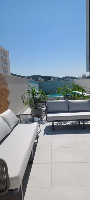 Foto 1 de Apartamento com 2 Quartos à venda, 58m² em Nacoes, Balneário Camboriú