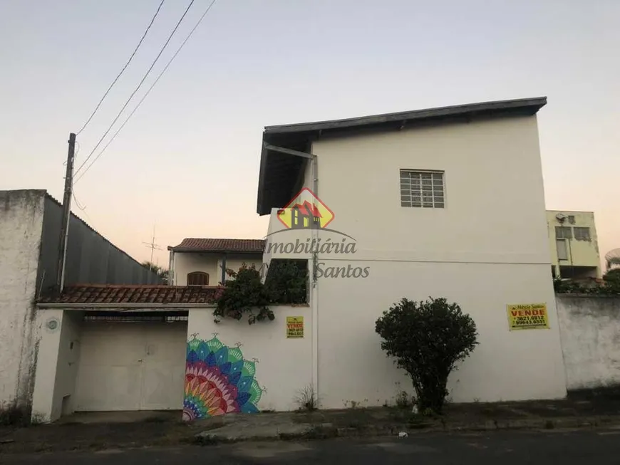 Foto 1 de Sobrado com 4 Quartos à venda, 220m² em Alto do Cardoso, Pindamonhangaba