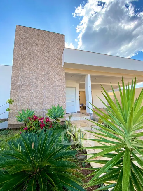 Foto 1 de Casa de Condomínio com 3 Quartos à venda, 350m² em Setor Habitacional Jardim Botânico, Brasília