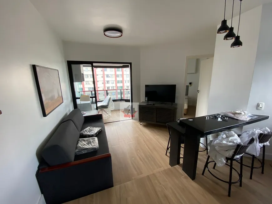 Foto 1 de Flat com 1 Quarto para alugar, 45m² em Jardins, São Paulo