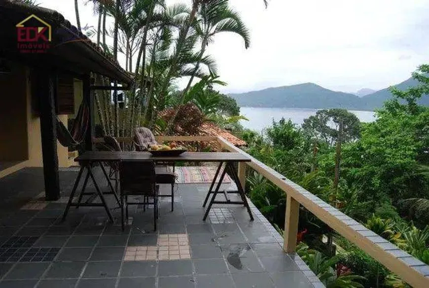 Foto 1 de Casa com 2 Quartos à venda, 70m² em Picinguaba, Ubatuba