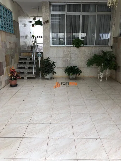 Foto 1 de Casa com 3 Quartos à venda, 160m² em Vila Carrão, São Paulo