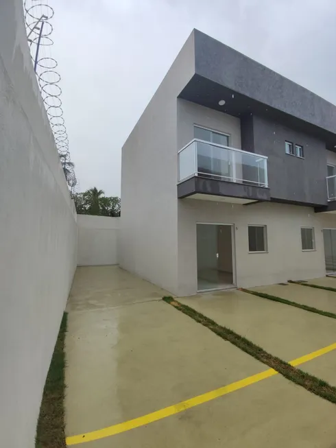 Foto 1 de Casa com 4 Quartos à venda, 152m² em Buraquinho, Lauro de Freitas