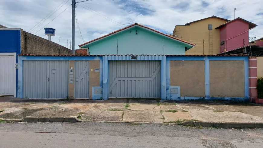 Foto 1 de Casa com 3 Quartos à venda, 300m² em Jardim Nova Era, Aparecida de Goiânia