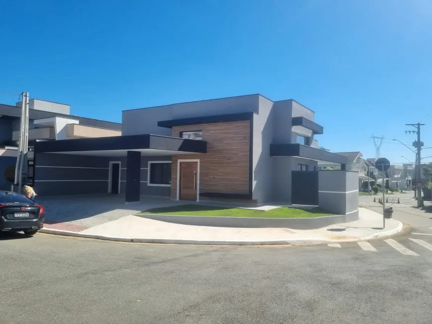 Foto 1 de Casa com 4 Quartos à venda, 220m² em Urbanova, São José dos Campos