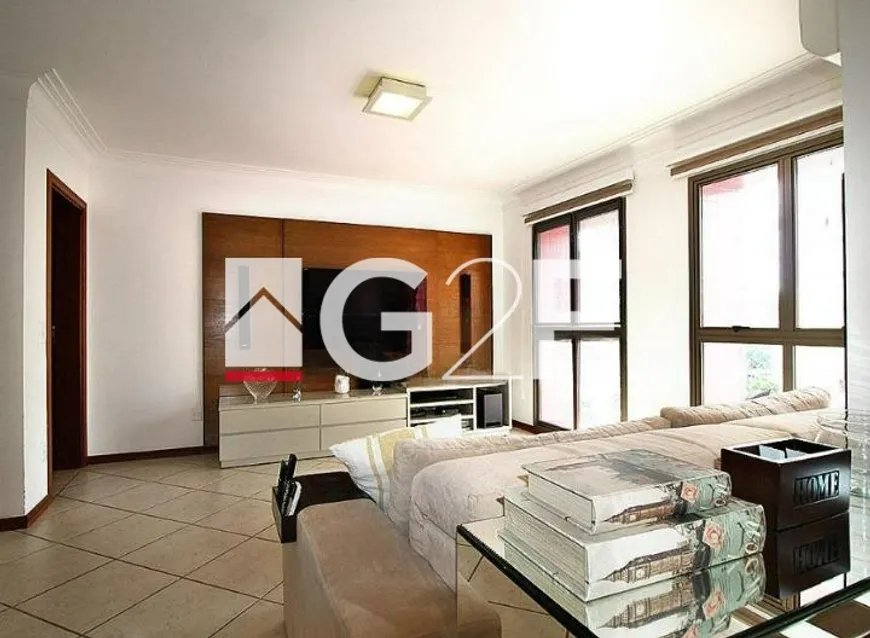 Foto 1 de Apartamento com 4 Quartos à venda, 141m² em Vila Itapura, Campinas