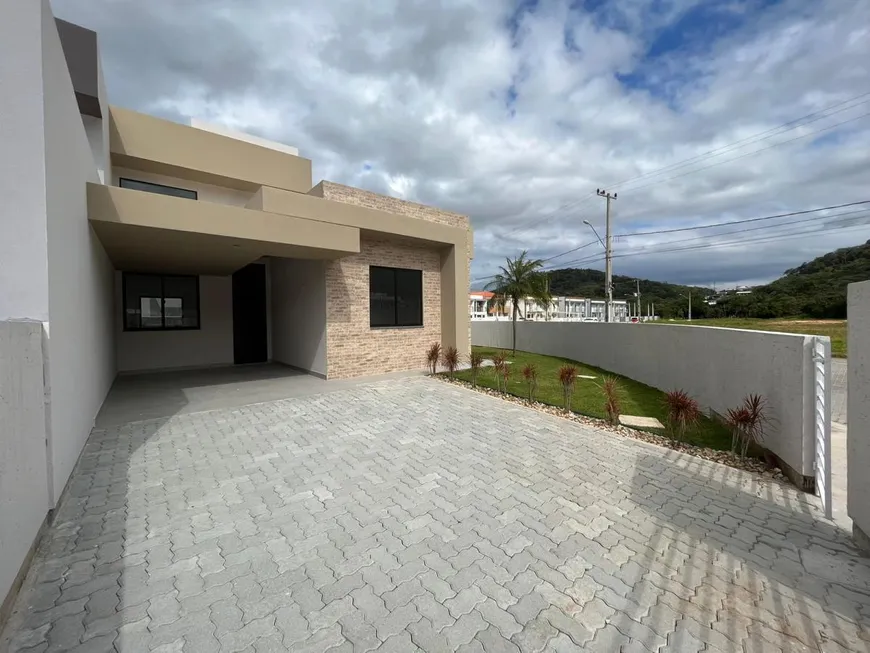 Foto 1 de Casa com 3 Quartos à venda, 80m² em Sertao do Maruim, São José