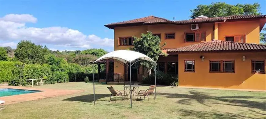 Foto 1 de Casa de Condomínio com 3 Quartos à venda, 330m² em Jardim Algarve, Cotia