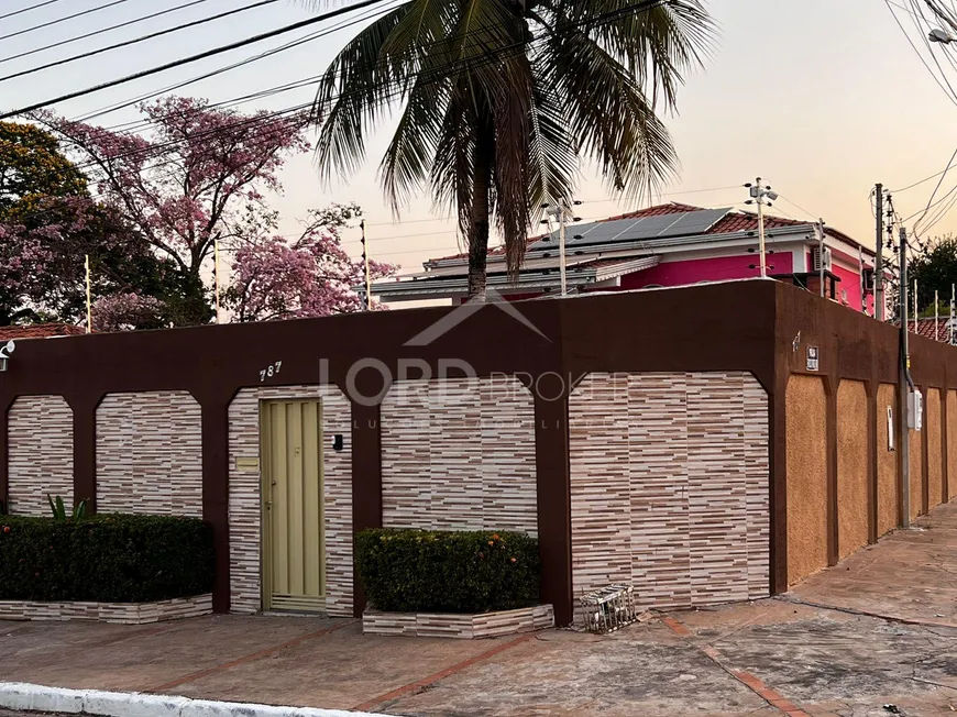 Foto 1 de Casa com 5 Quartos à venda, 314m² em Cidade Alta, Cuiabá