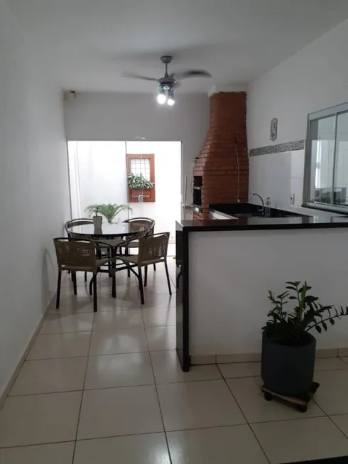 Foto 1 de Casa com 3 Quartos à venda, 190m² em Alto Higienopolis, Bauru