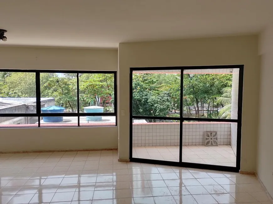 Foto 1 de Apartamento com 3 Quartos à venda, 125m² em Boa Viagem, Recife